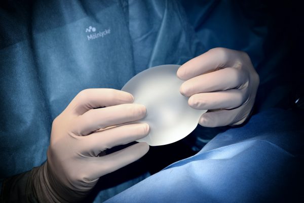 Οι 8 πιο δημοφιλείς πλαστικές επεμβάσεις surgeon