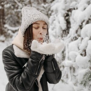 Οι κορυφαίες μη επεμβατικές θεραπείες για πρόσωπο & σώμα τον χειμώνα winter